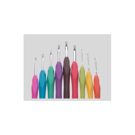 Tin315-5 - 5mm soft grip crochet hook